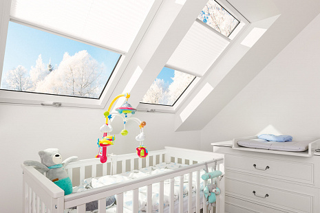 Объект из Мансардные окна Fakro U8 – ТРЕХКАМЕРНЫЙ ЭНЕРГОСБЕРЕГАЮЩИЙ